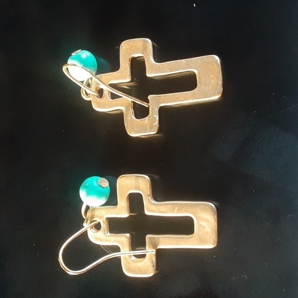 Turquoise Gold Tone Hammered Crosses - Picture 4 of 5